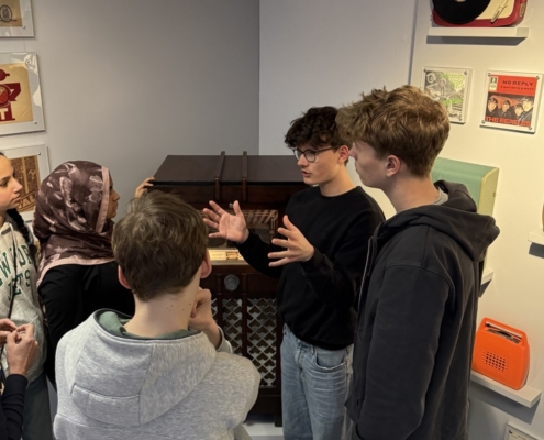 Schüler im Museum der Hamburger Energiewerke